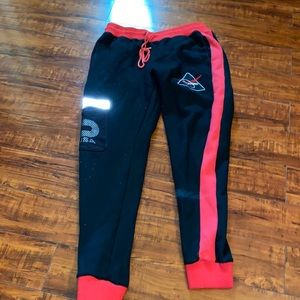 Men’s black pyramid joggers